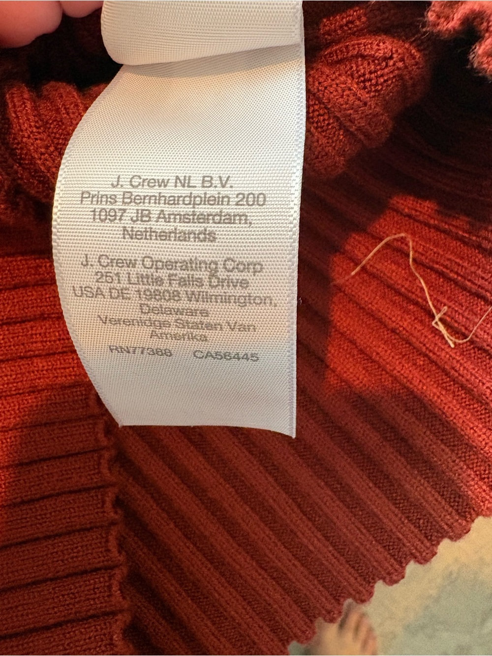Madewell Ribbed V-Neck Tank Top in Rust - Picture 3 of 4